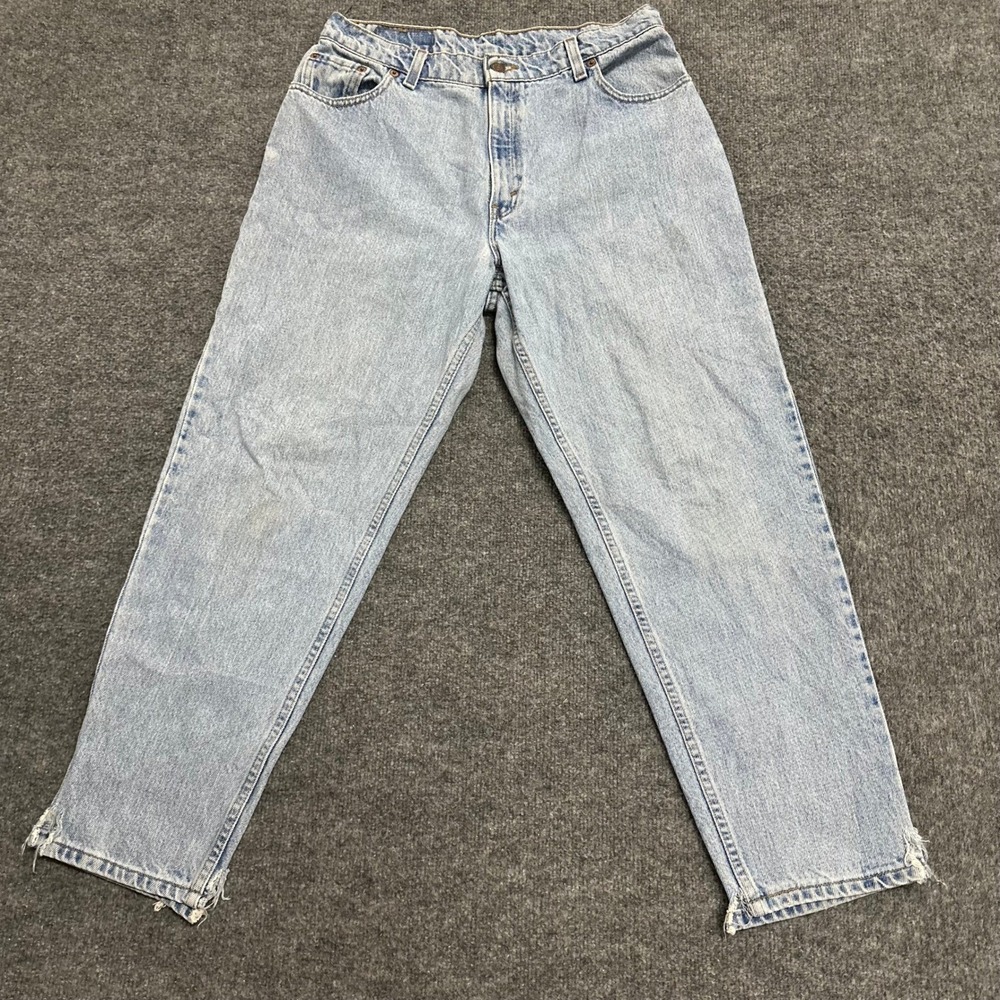 Levis Jeans Womens Size 14P Light Wash Relaxed Tapered USA Denim 550 High Waist